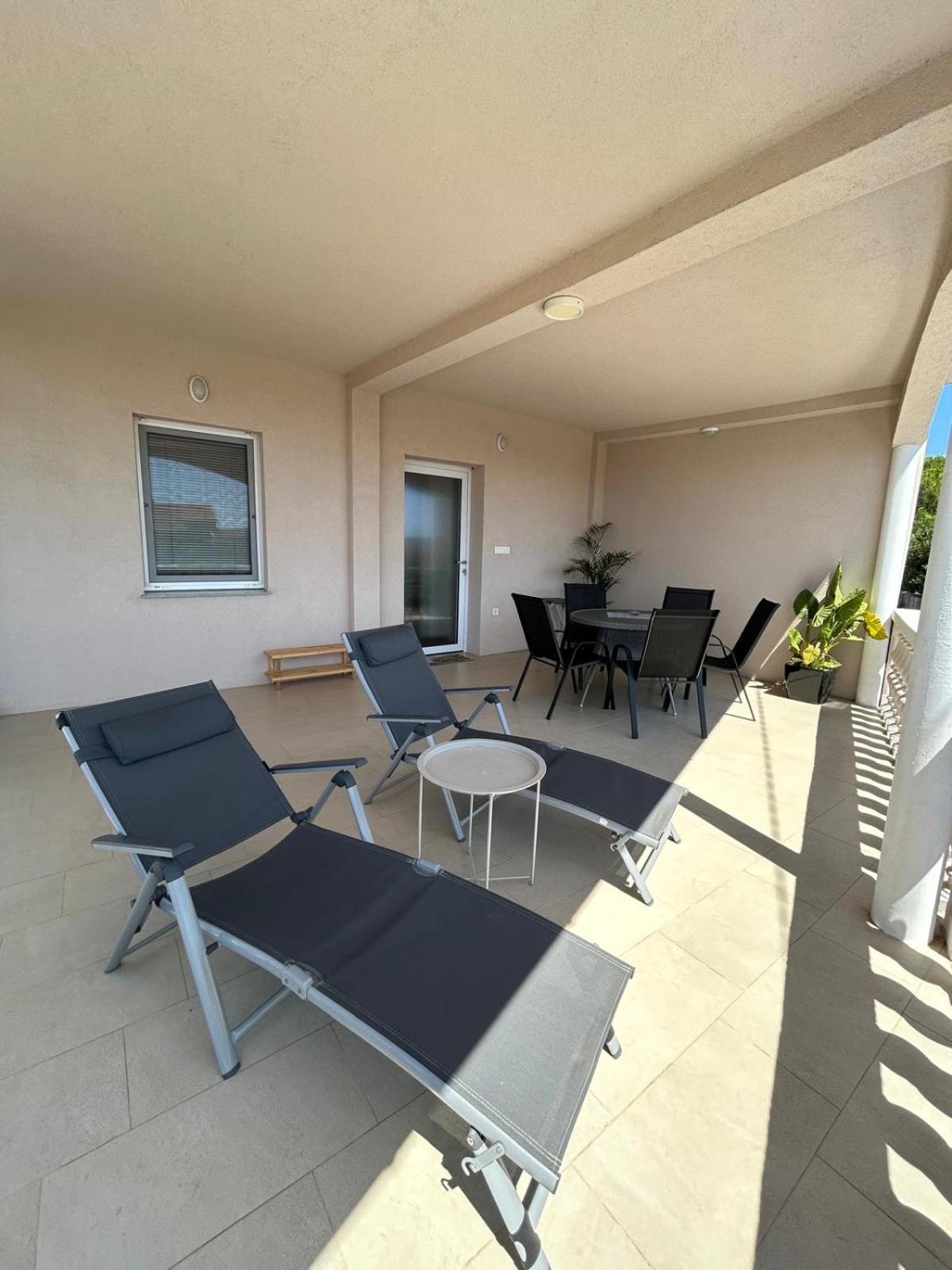 Apartman Lorna Turanj Exterior photo