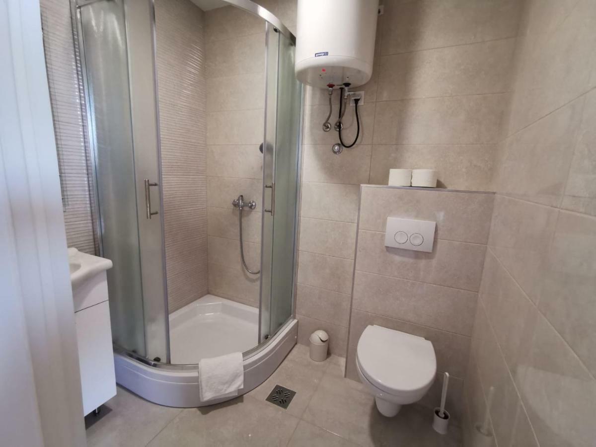 Apartman Lorna Turanj Exterior photo
